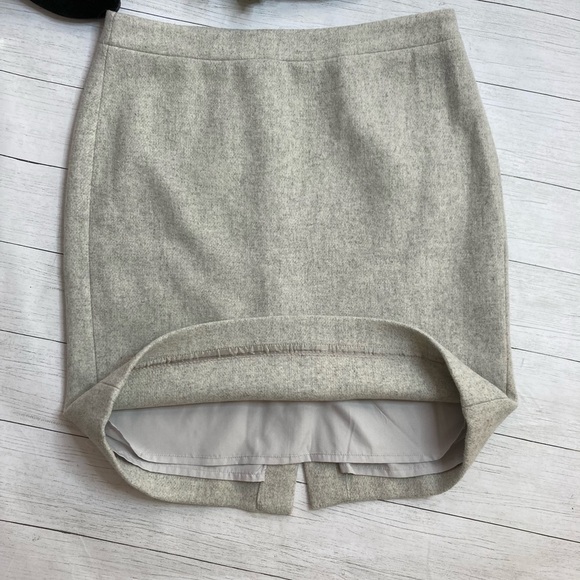 J. Crew Mercantile Wool Pencil Skirt - Picture 8 of 9
